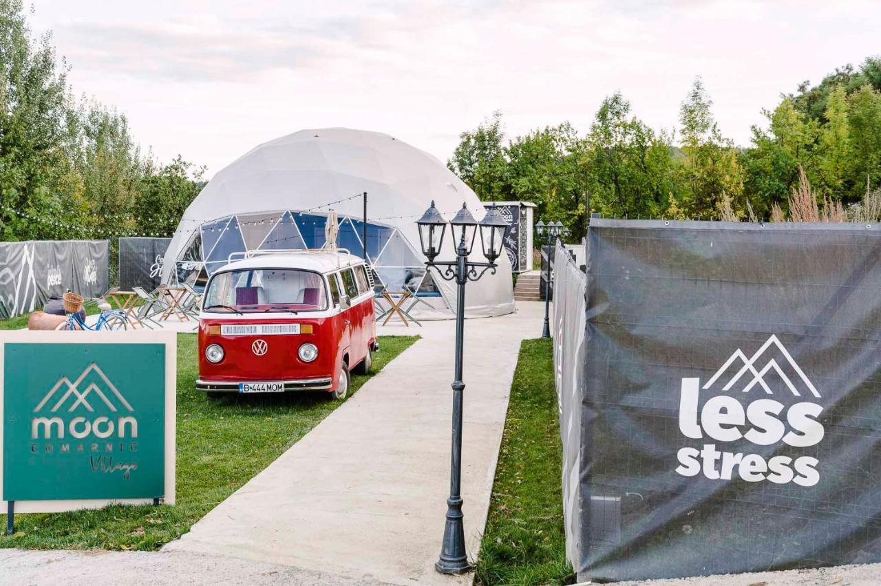 Moon Village Comarnic Sinaia Kültér fotó
