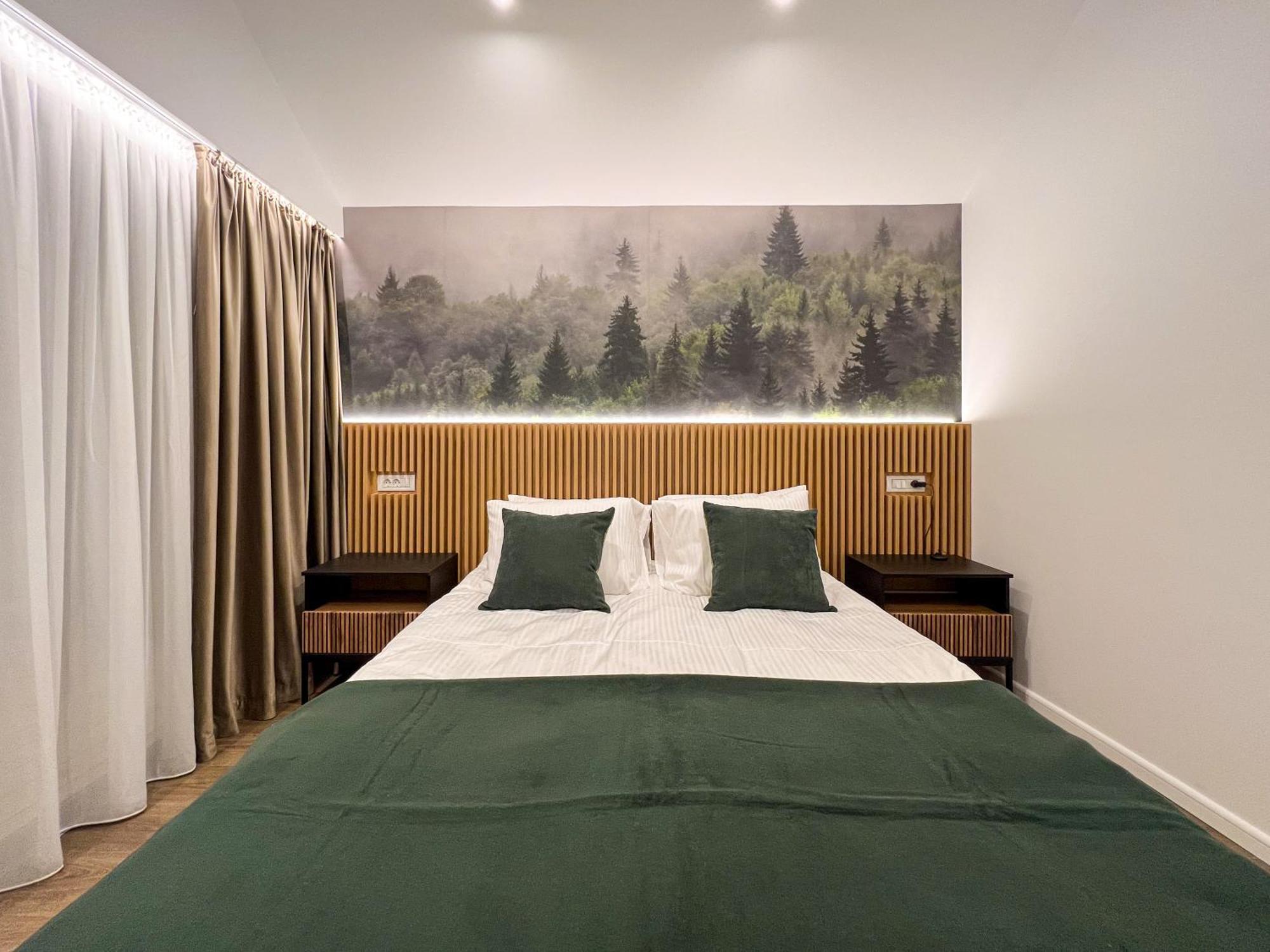 Moon Village Comarnic Sinaia Kültér fotó