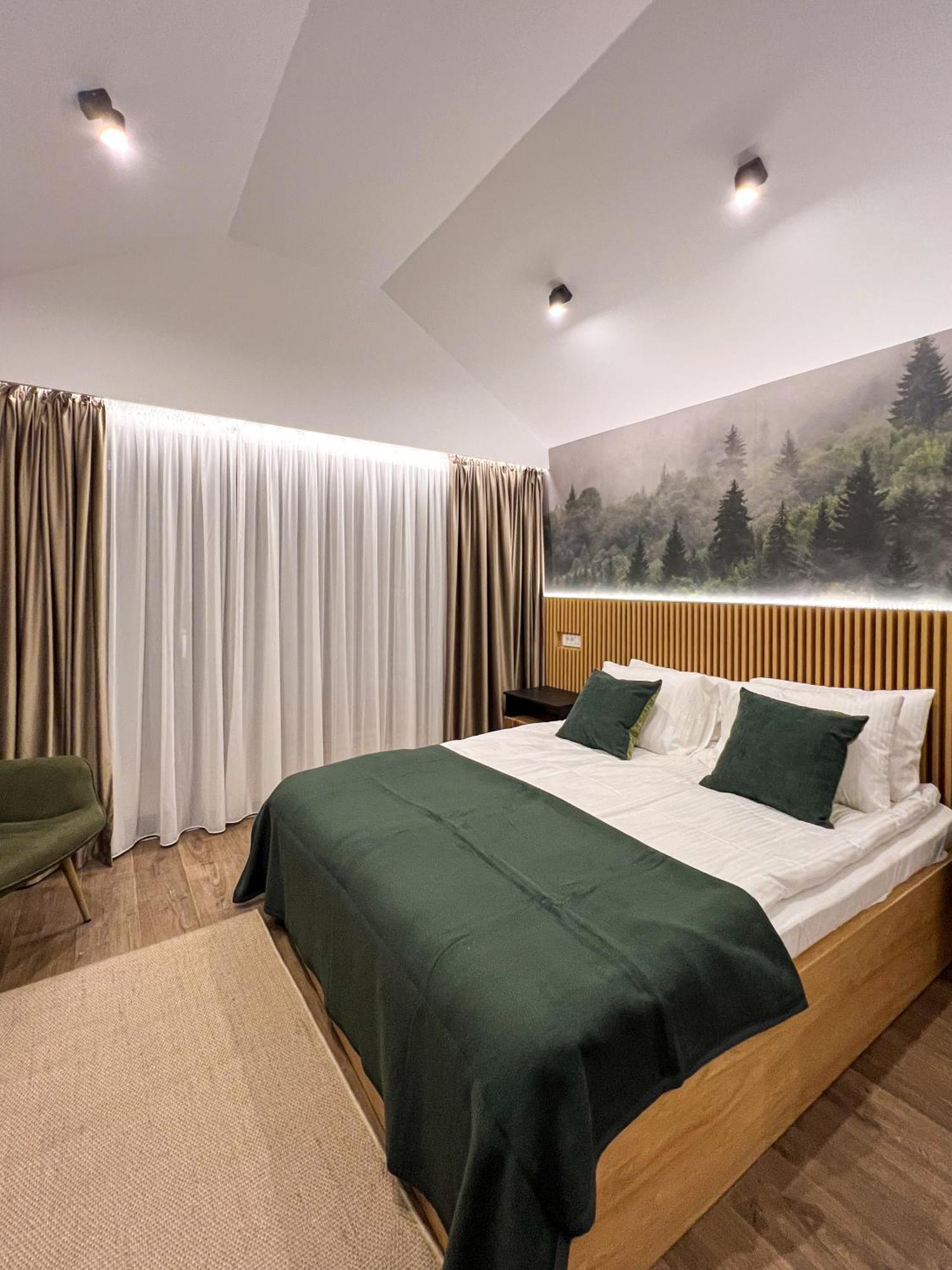 Moon Village Comarnic Sinaia Kültér fotó